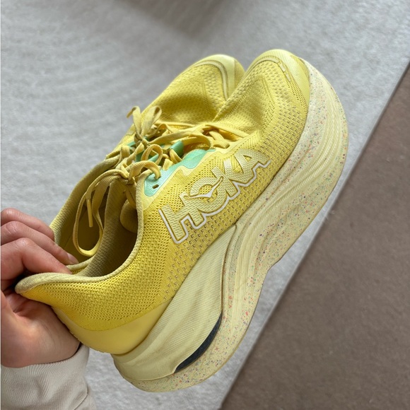 Hoka Skyward X Running Shoes - Picture 4 of 5